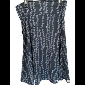 New with tags LuLaRoe Azure patterned skirt, size XL.